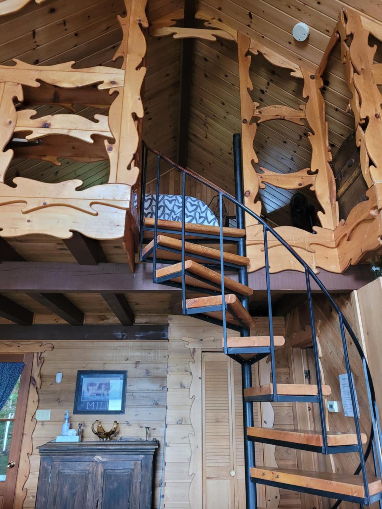 Le Petit Chalet Sur Le Lac Sainte-Marguerite-du-Lac-Masson Exterior photo